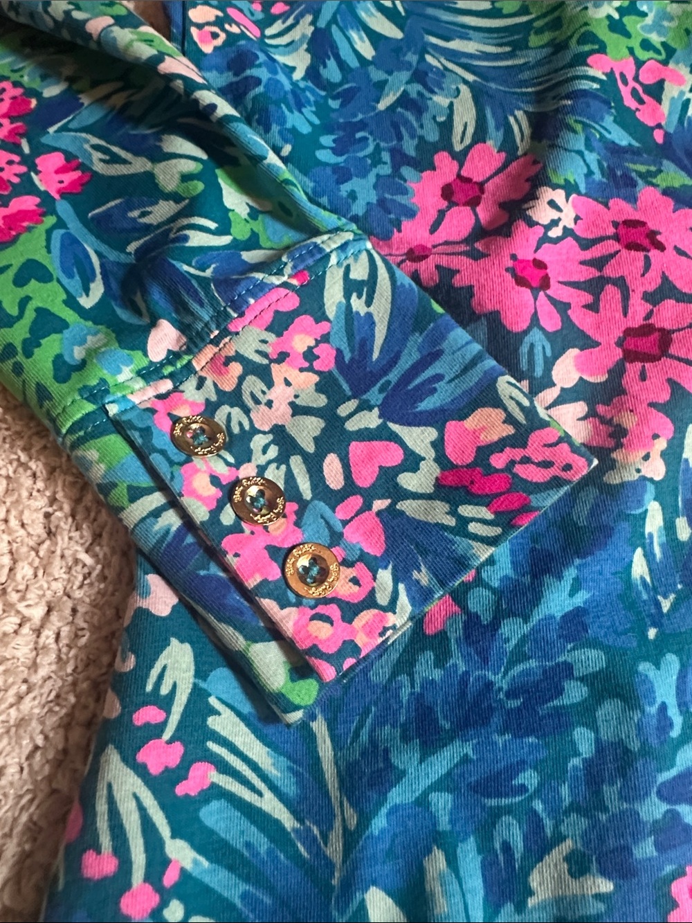 Lilly Pulitzer Small long sleeve floral top. EUC, soft with gold buttons - Picture 3 of 5